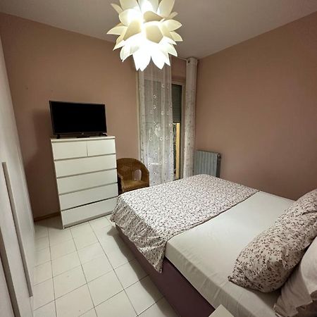 Appartement Bilocale à Lucques Extérieur photo